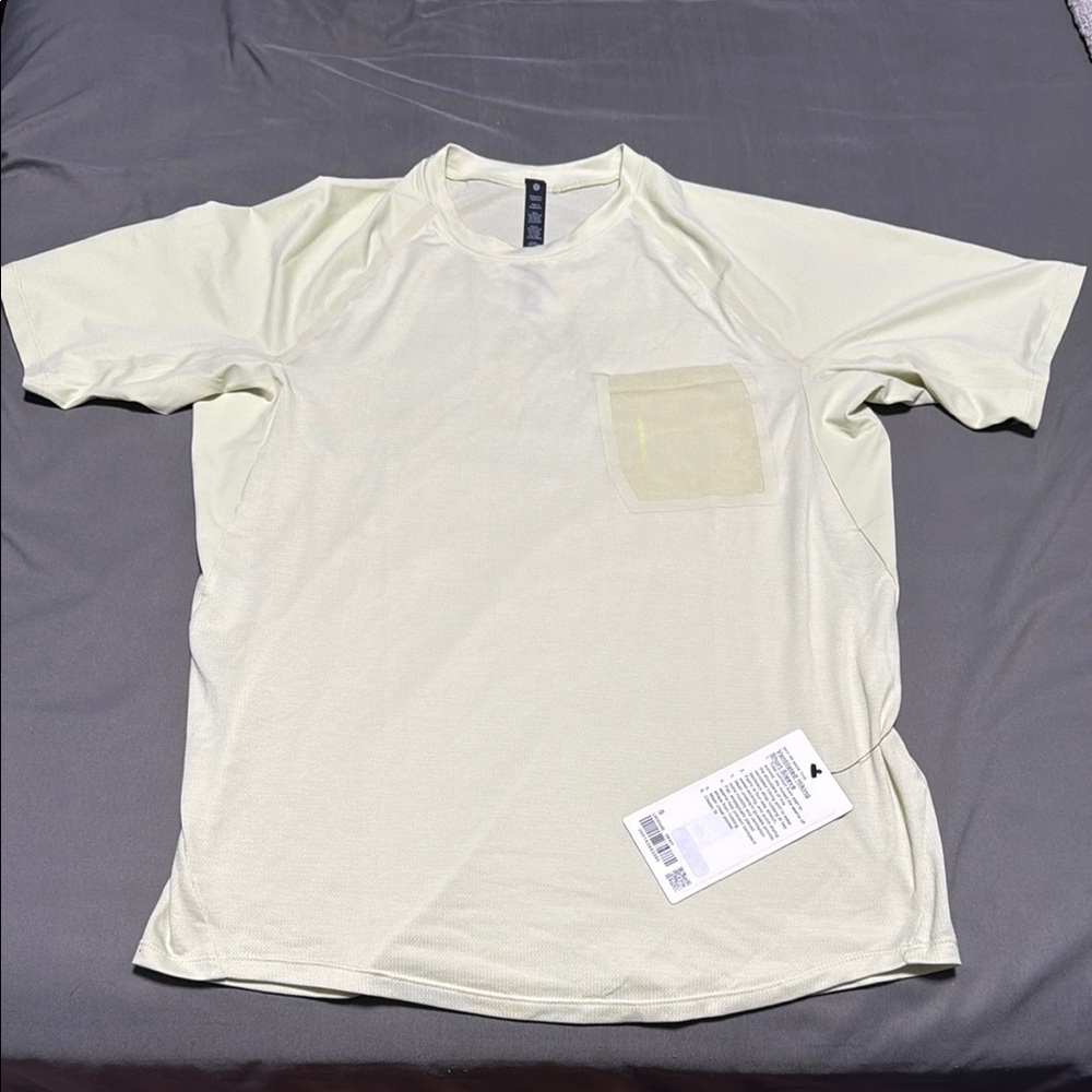 Lululemon Men’s Ventilated Hiking Short Sleeve T-Shirt